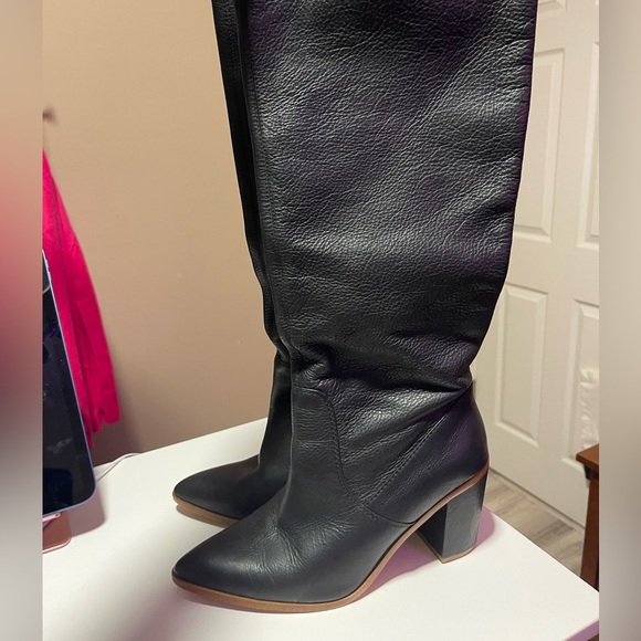 Sleek Black Over the Knee Boots with Chunky Heel - Picture 1 of 3